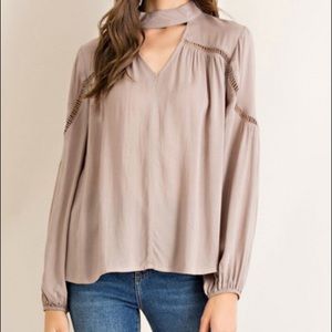 NWT Entro Tab Collar Boho Top